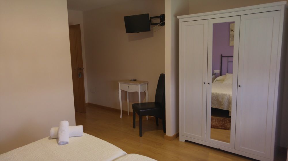 Albergue As Eiras Lires Buitenkant foto