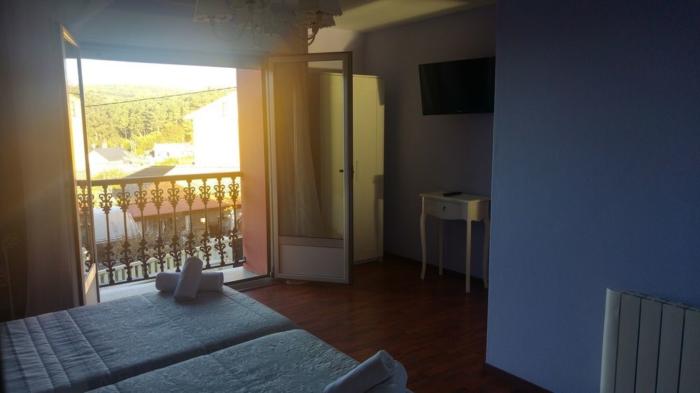 Albergue As Eiras Lires Buitenkant foto