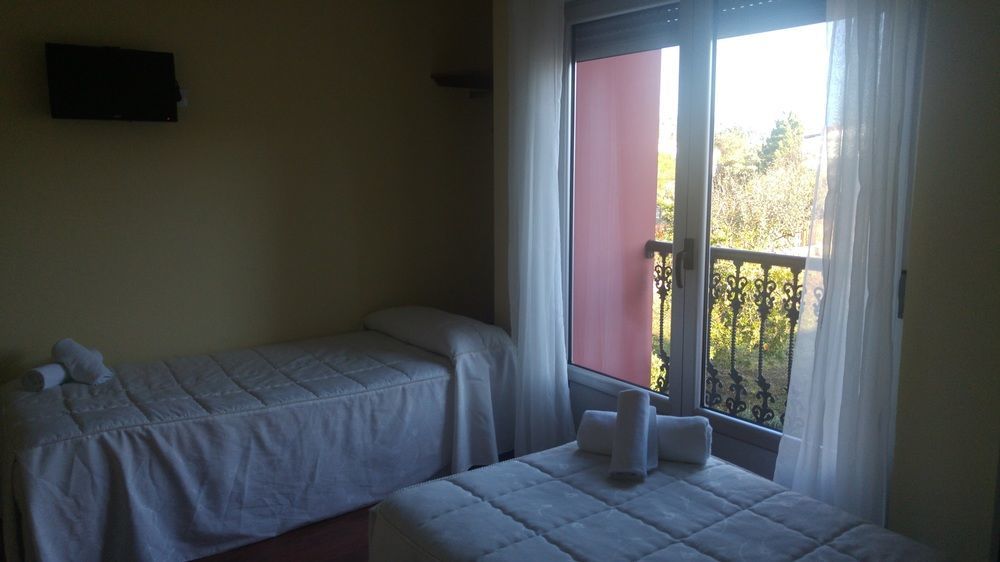 Albergue As Eiras Lires Buitenkant foto