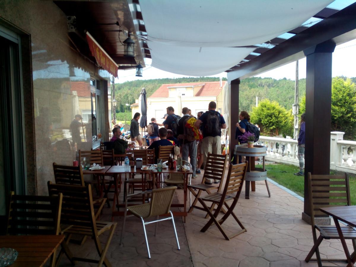 Albergue As Eiras Lires Buitenkant foto
