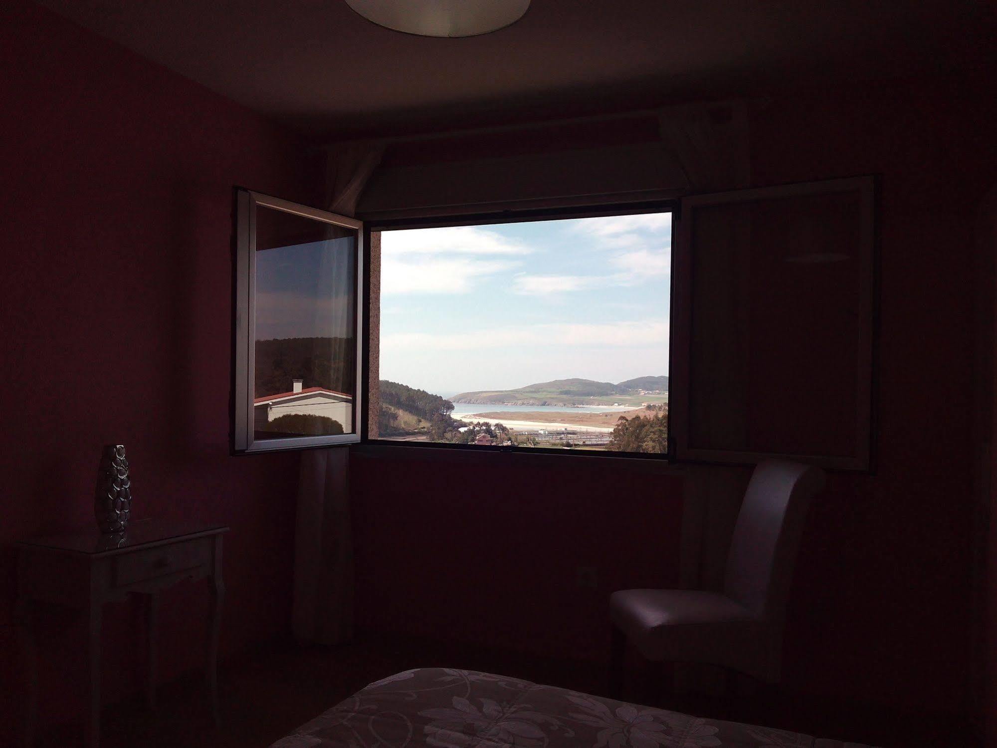 Albergue As Eiras Lires Buitenkant foto